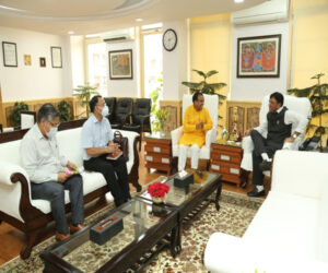 कैबिनेट मंत्री डॉ. धन सिंह रावत ने की केन्द्रीय स्वास्थ्य मंत्री से मुलाकात