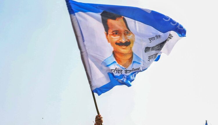 अल्मोड़ा में कई दर्जन महिलाओं ने थामा आप का दामन