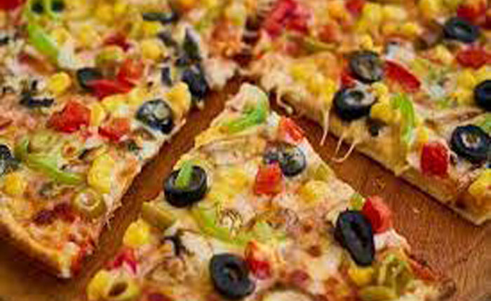 पांच रुपये की पिज्जा मंगवाने पर गवांए पचास हजार