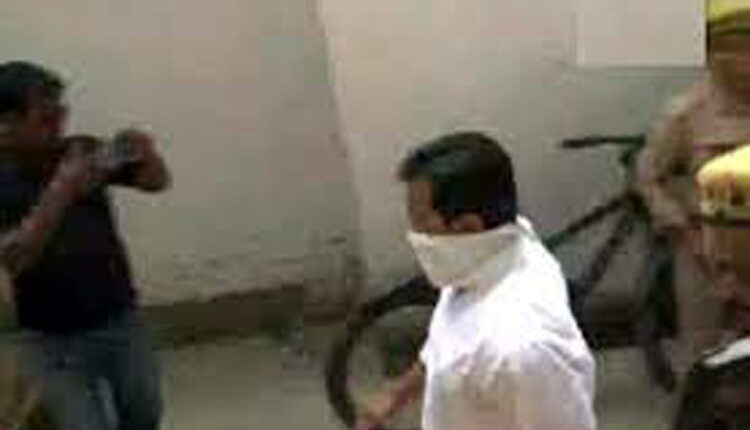 लखीमपुर खीरी हिंसा मामले में क्राइम ब्रांच के सामने पेश हुए आशीष मिश्रा