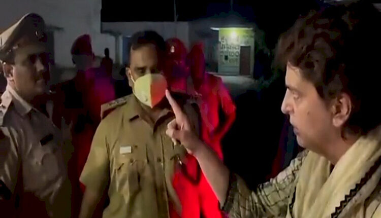 शांति भंग के आरोप में प्रियंका गांधी गिरफ्तार , पीएसी गेस्ट हाउस बना जेल