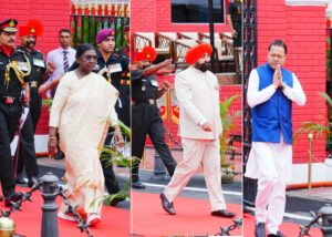 IMA परेड: राष्ट्रपति द्रौपदी मुर्मू, साथ में उत्तराखंड के राज्यपाल लेफ्टिनेंट जनरल (सेवानिवृत्त) गुरमीत सिंह, मुख्यमंत्री पुष्कर सिंह धामी और सेना के शीर्ष अधिकारी...| DIPR/UK